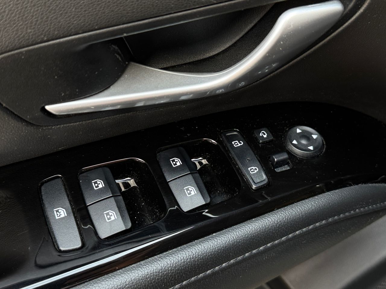 Hyundai Tucson 1.6 TGDI PHEV STYLE AUTO 4X4 - Foto 2