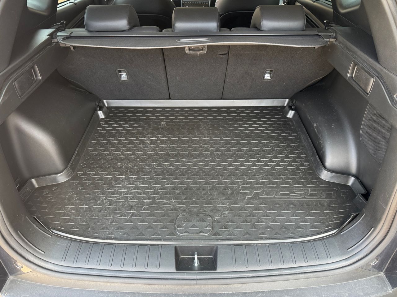 Hyundai Tucson 1.6 TGDI PHEV STYLE AUTO 4X4 - Foto 2