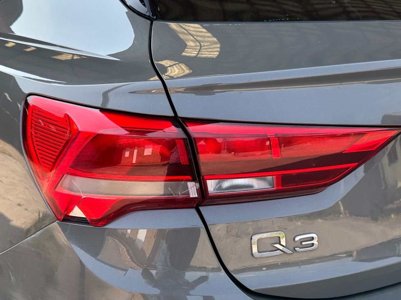Audi Q3 SPORTBACK 35 TDI - Foto 2
