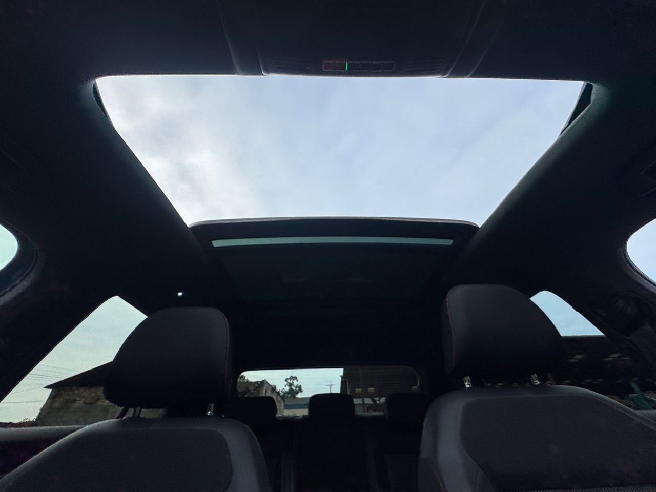 Volkswagen T-Roc 2.0 TDI SPORT DSG 7 - Foto 2