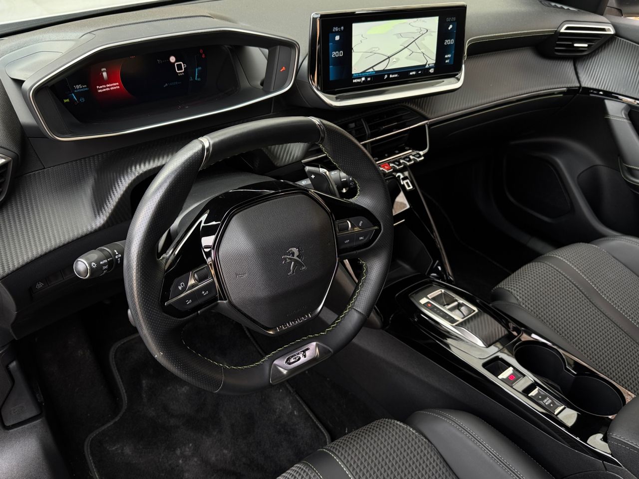 Peugeot 2008 GT PURE TECH 130 CV EAT8 - Foto 2