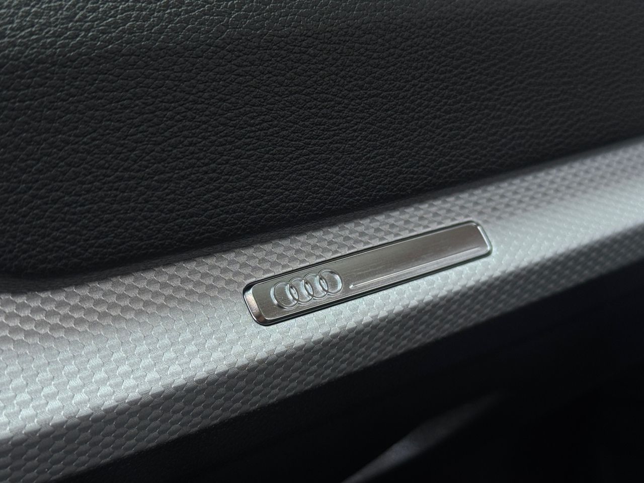 Audi Q2 35 TDI ADVANCED S TRONIC 110 KW - Foto 2