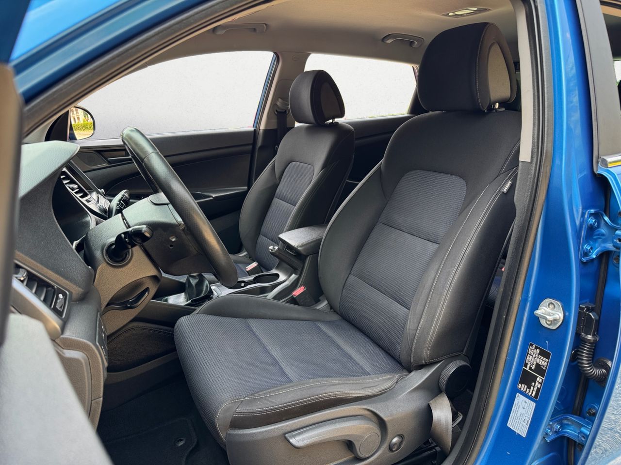 Hyundai Tucson 1.7 CRDI BLUE DR 25 ANIVERSARIO SKY 4X2 - Foto 2