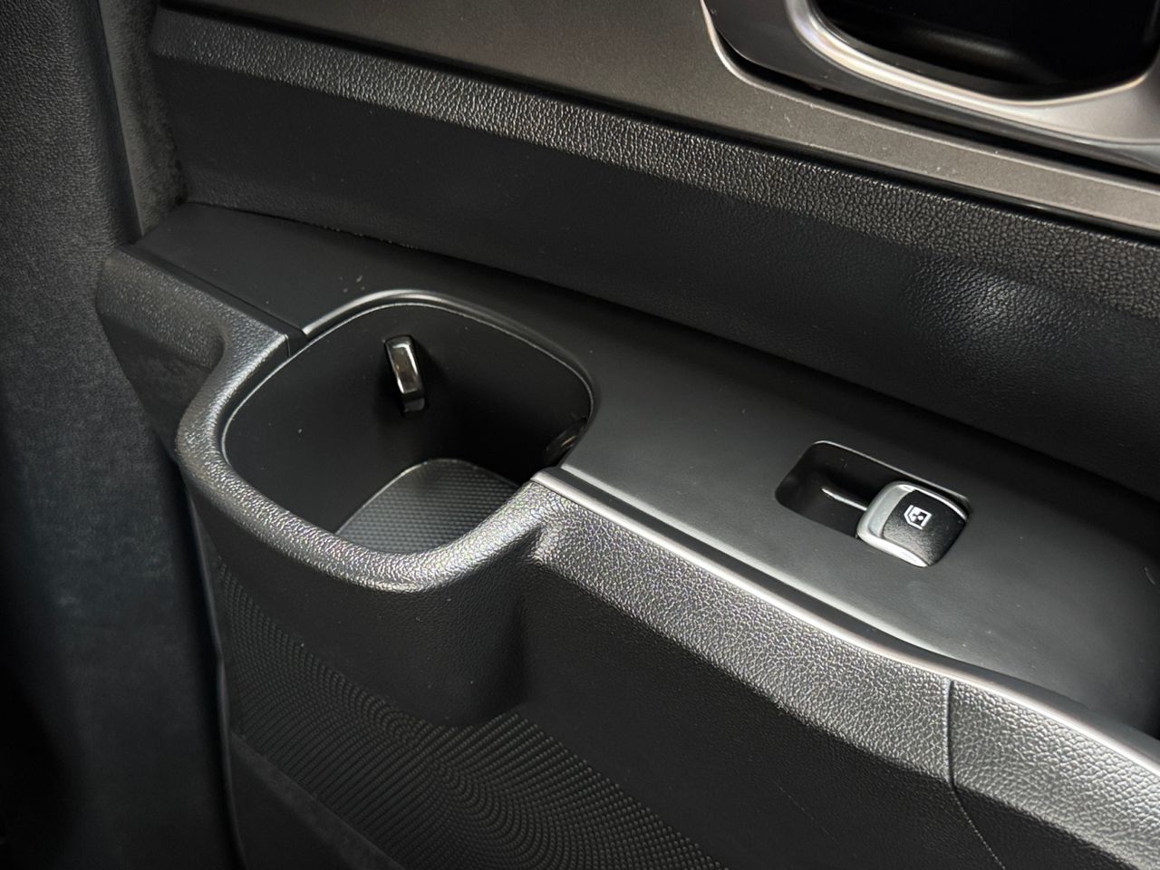 Kia Sorento CRDI DRIVE DCT 4X2 7 PLAZAS - Foto 2