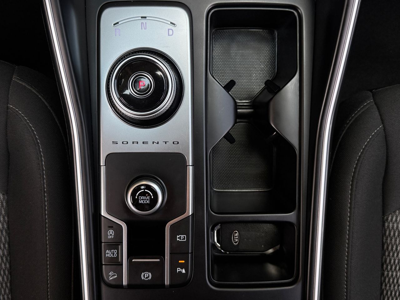 Kia Sorento CRDI DRIVE DCT 4X2 7 PLAZAS - Foto 2