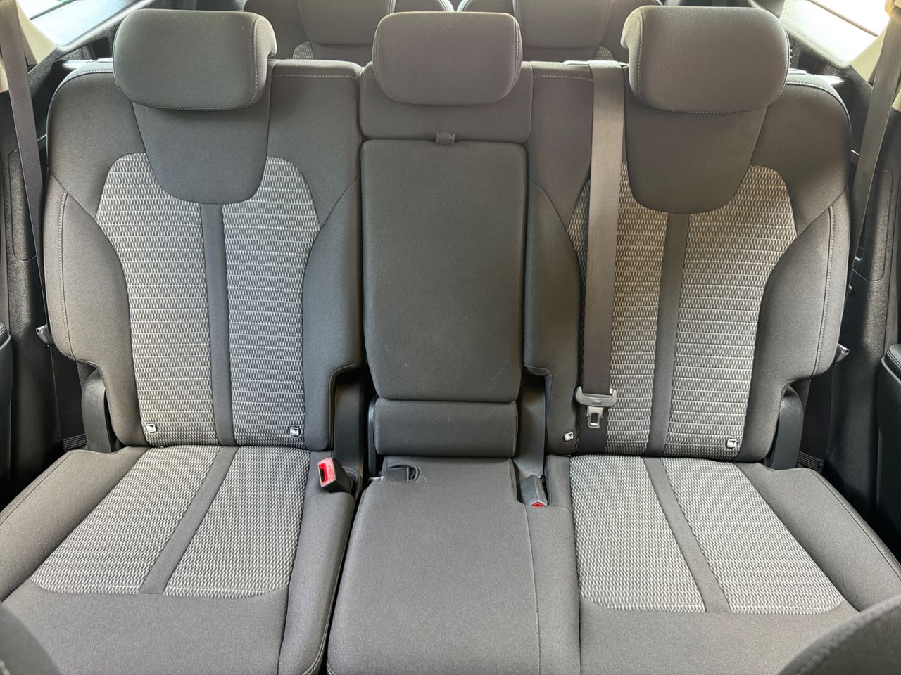 Kia Sorento CRDI DRIVE DCT 4X2 7 PLAZAS - Foto 2