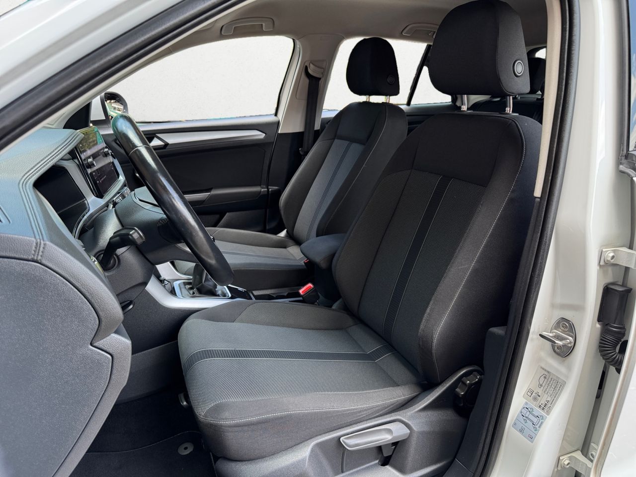 Volkswagen T-Roc 2.0 TDI LIFE 115 CV - Foto 2