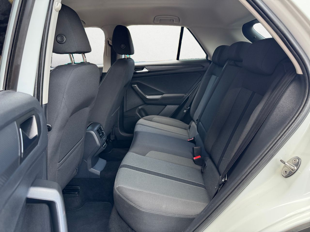 Volkswagen T-Roc 2.0 TDI LIFE 115 CV - Foto 2