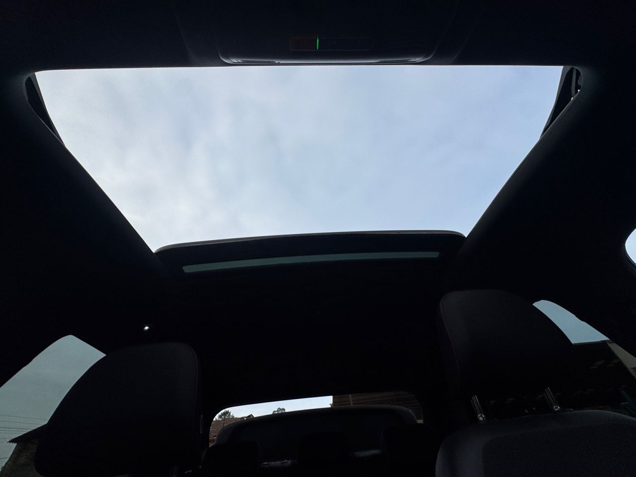 Volkswagen T-Roc 2.0 TDI SPORT DSG7 - Foto 2