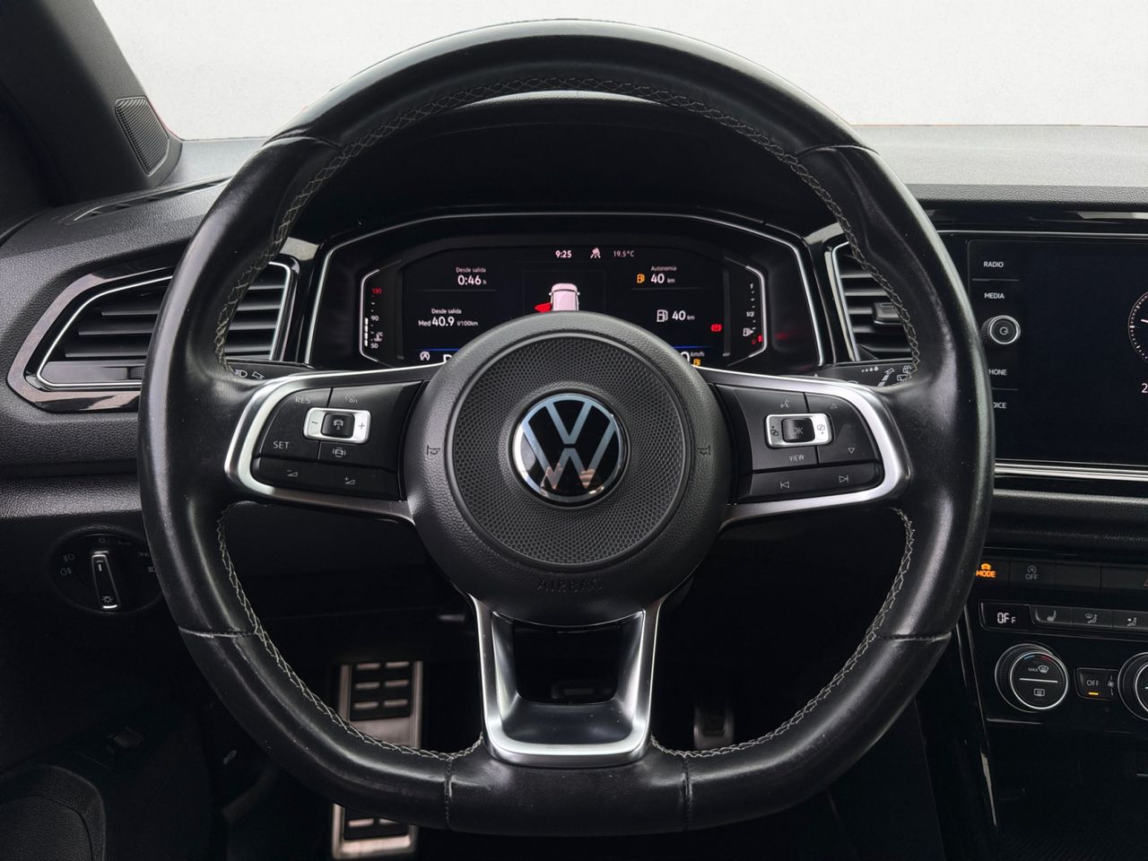 Volkswagen T-Roc 2.0 TDI SPORT DSG7 - Foto 2