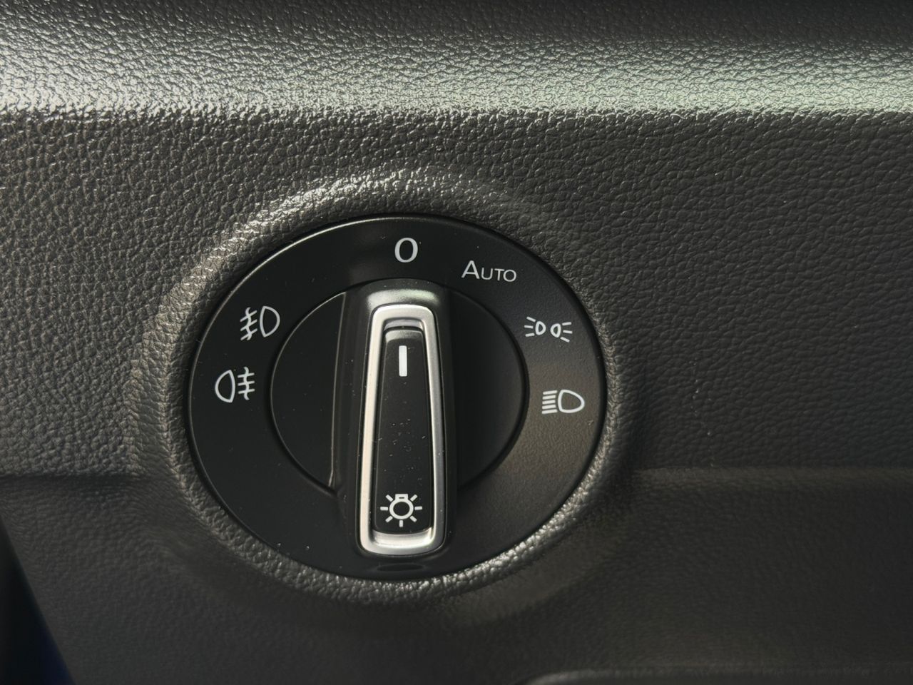 Volkswagen T-Roc 2.0 TDI SPORT DSG7 - Foto 2