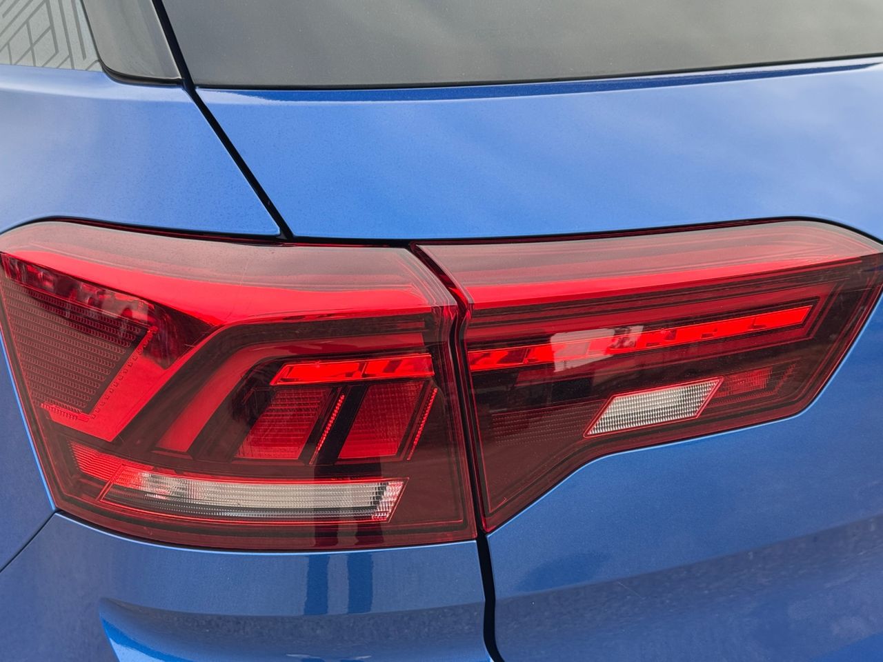 Volkswagen T-Roc 2.0 TDI SPORT DSG7 - Foto 2