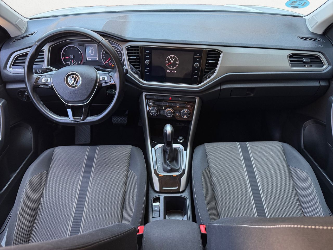 Volkswagen T-Roc 1.5 TSI ADVANCE DSG 7 - Foto 2