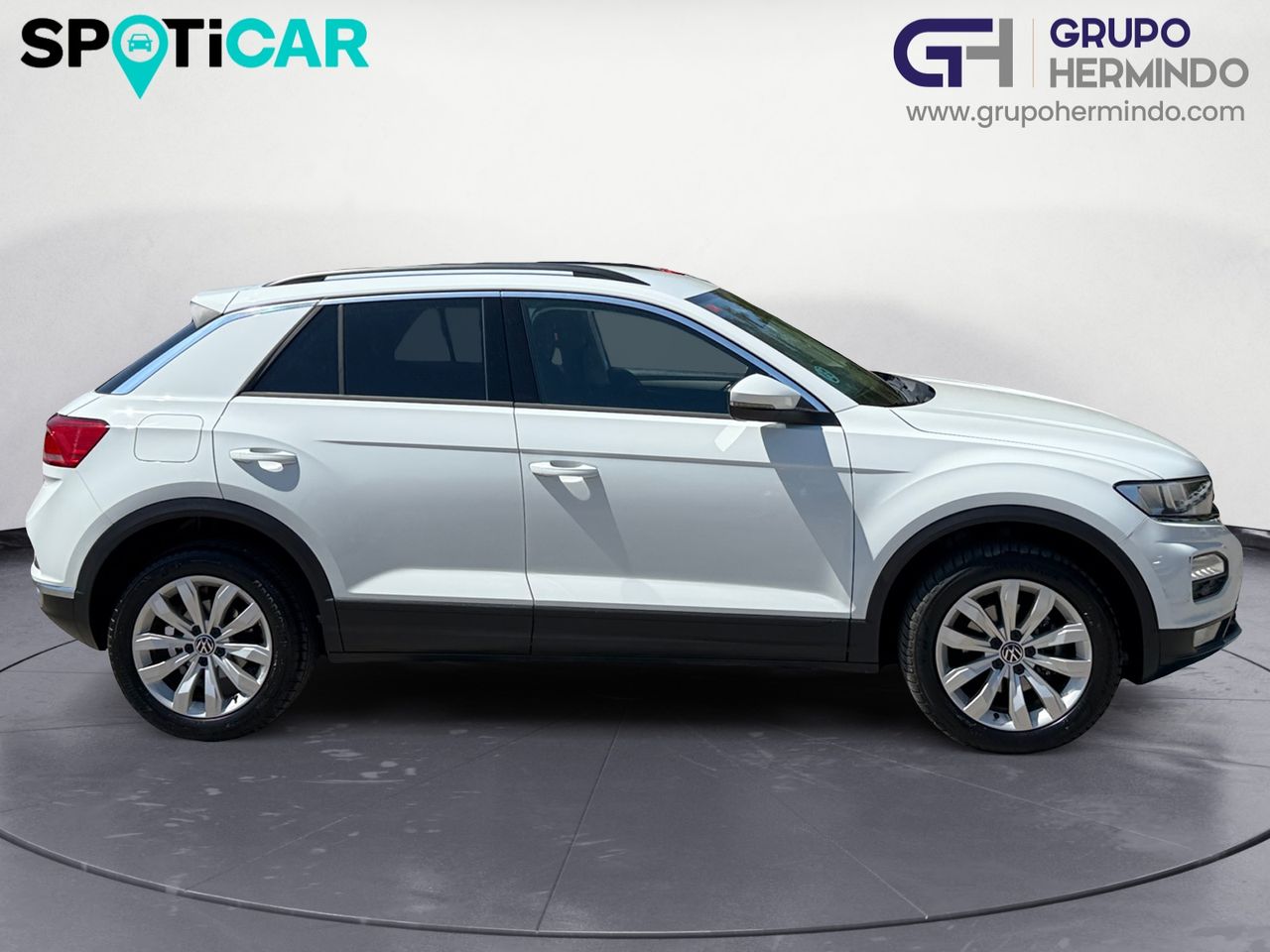 Volkswagen T-Roc 1.5 TSI ADVANCE DSG 7 - Foto 2