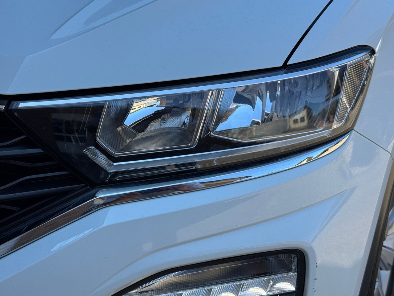 Volkswagen T-Roc 1.5 TSI ADVANCE DSG 7 - Foto 2