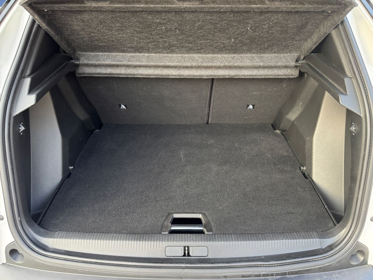 Peugeot 2008 ALLURE PACK BLUE HDI 110 CV - Foto 2