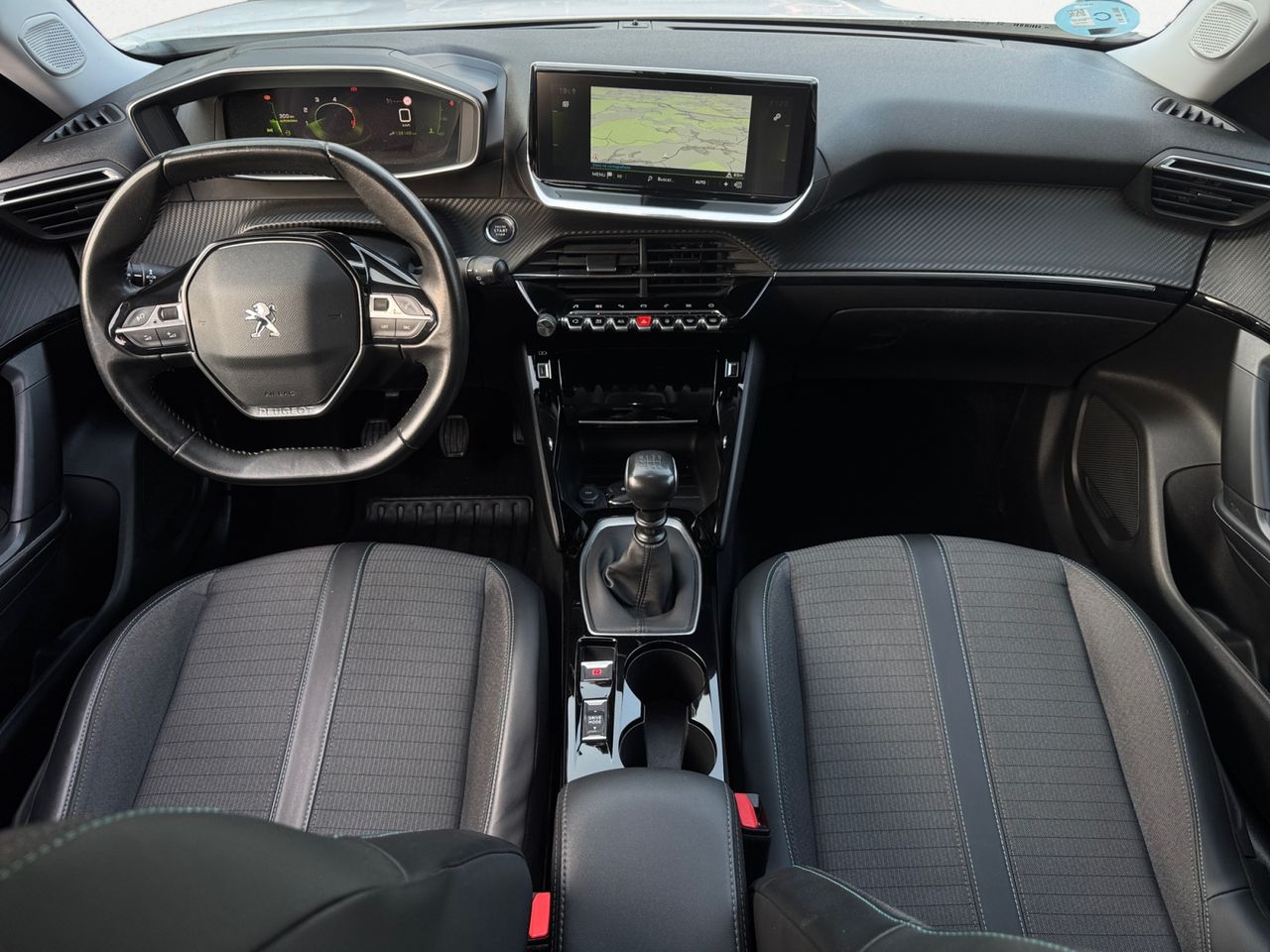 Peugeot 2008 ALLURE PACK BLUE HDI 110 CV - Foto 2