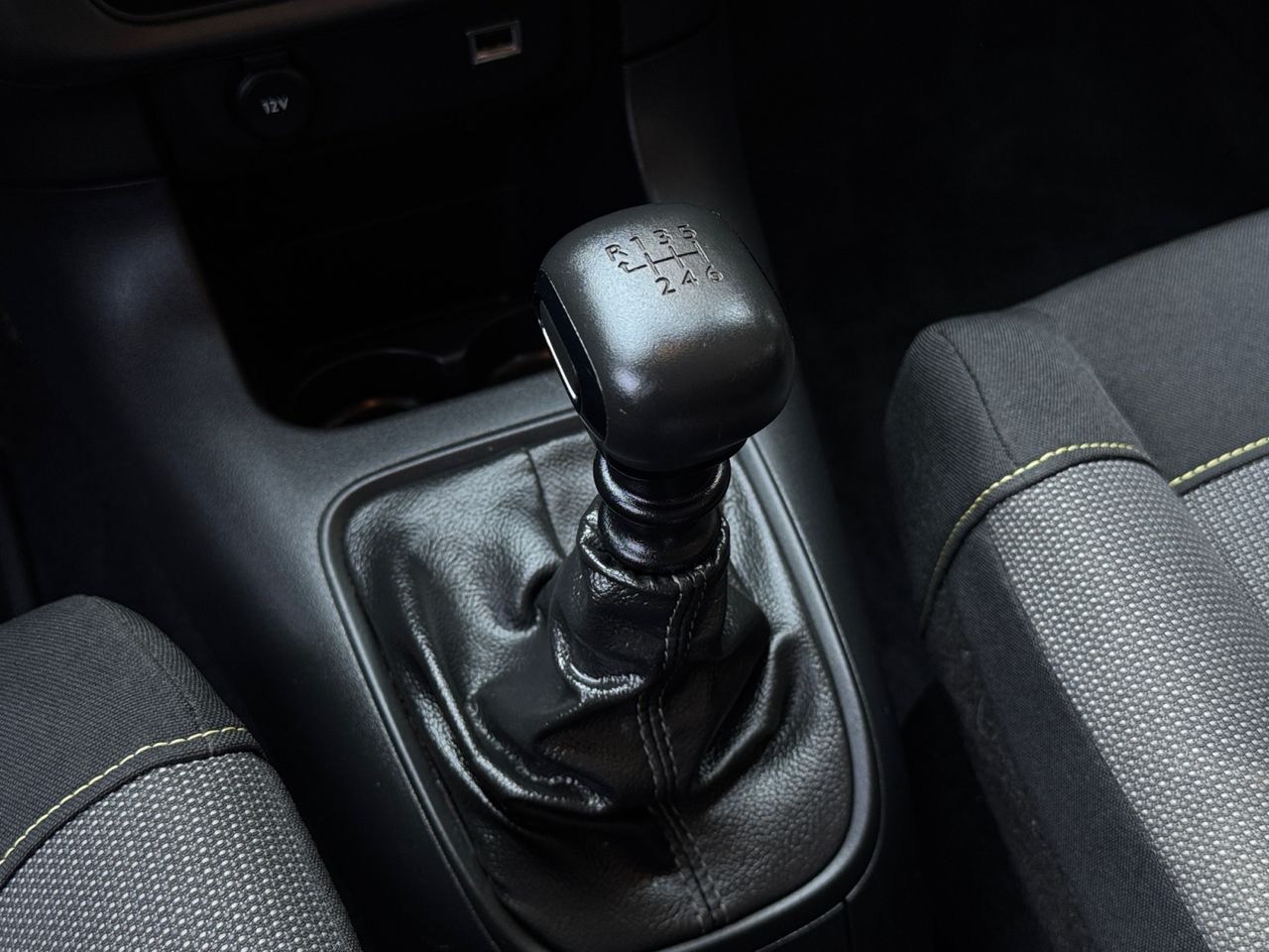 Citroën C3 BLUE HDI 100 CV FEEL - Foto 2