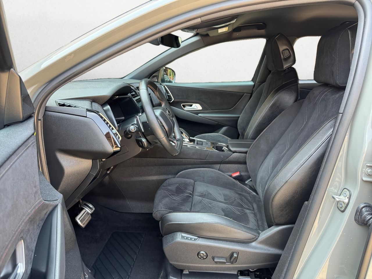 DS DS 7 Crossback E TENSE PERFORMANCE LINE - Foto 2