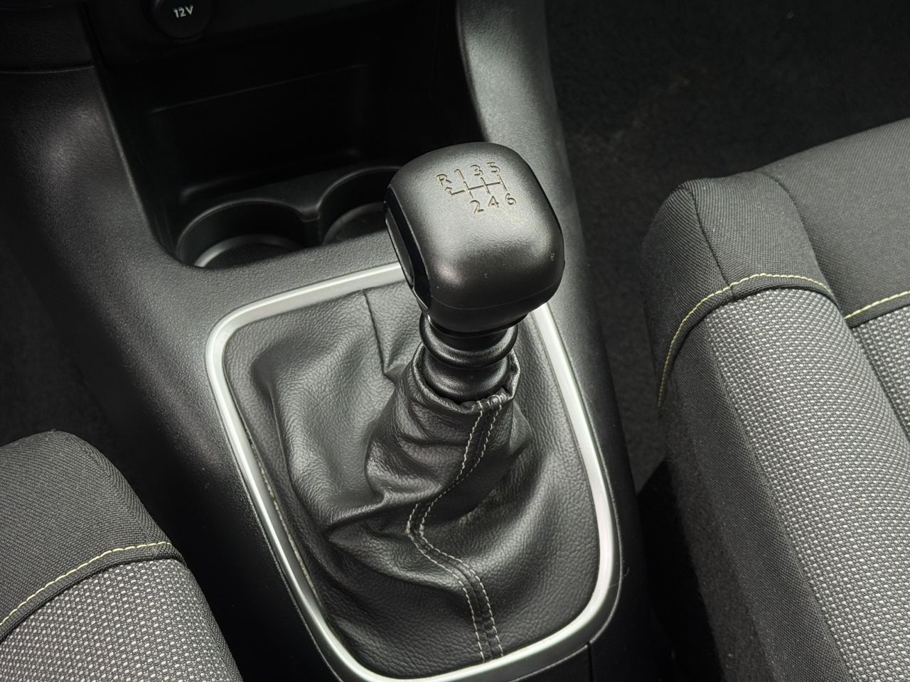 Citroën C3 BLUE HDI 100 CV FEEL PACK - Foto 2