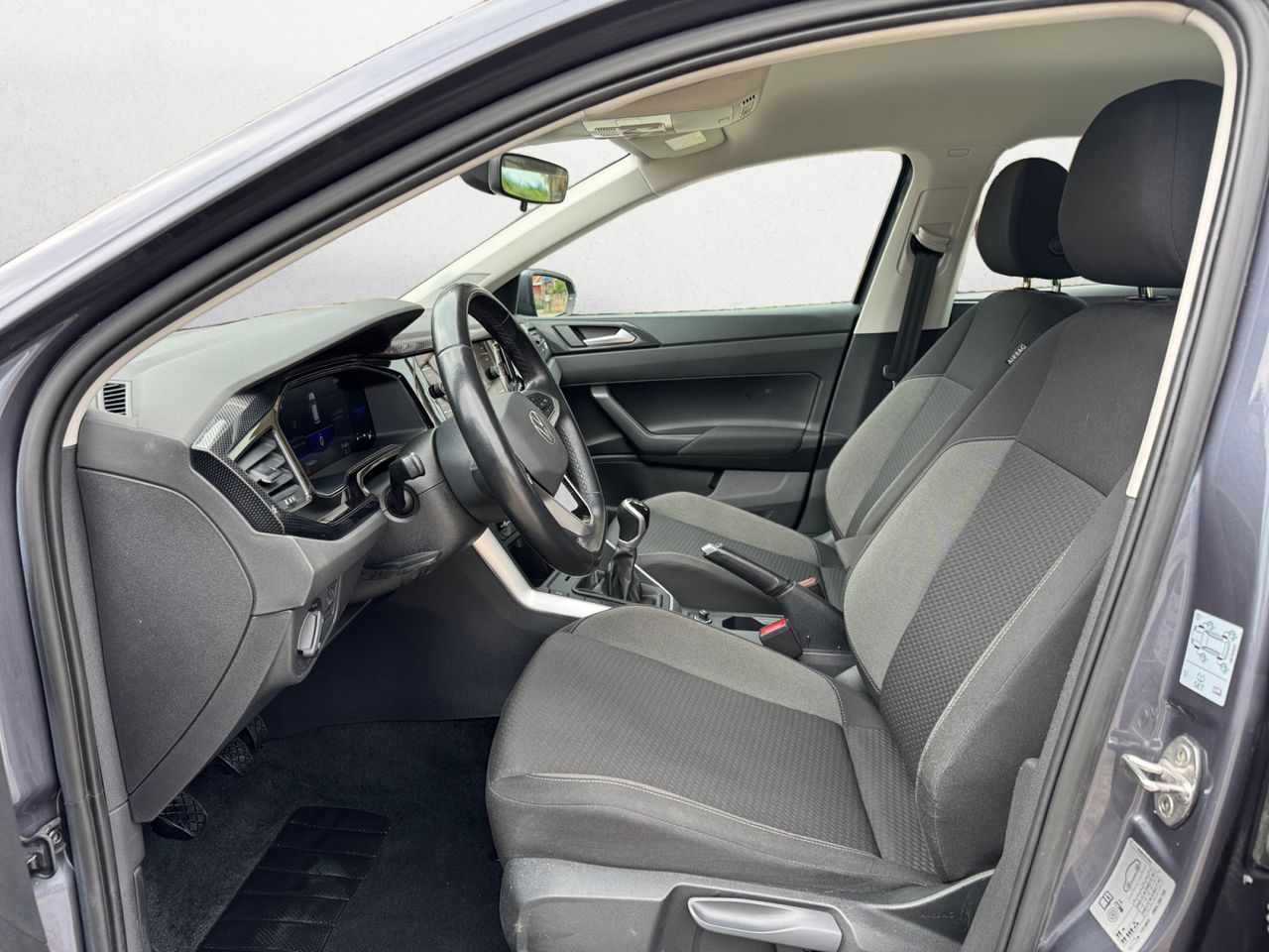 Volkswagen Polo 1.0 TSI LIFE 95 CV - Foto 2