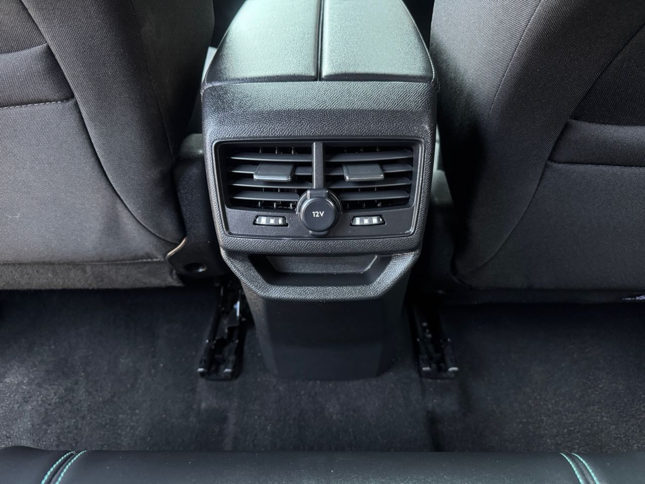Peugeot 3008 Hybrid ALLURE PACK HYBRID 180 EAT8 - Foto 2