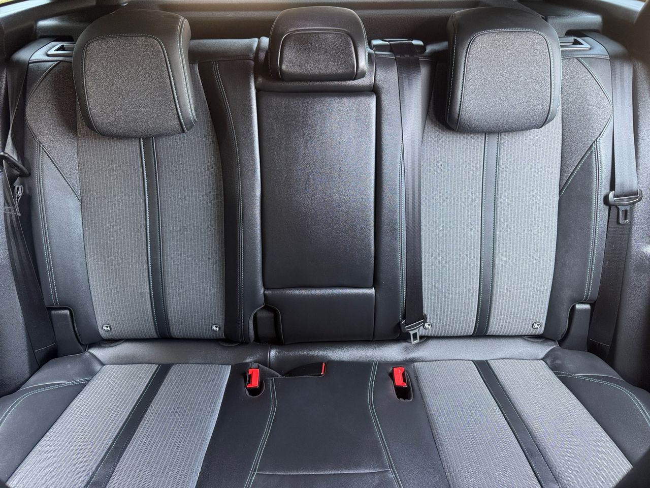Peugeot 3008 Hybrid ALLURE PACK HYBRID 180 EAT8 - Foto 2