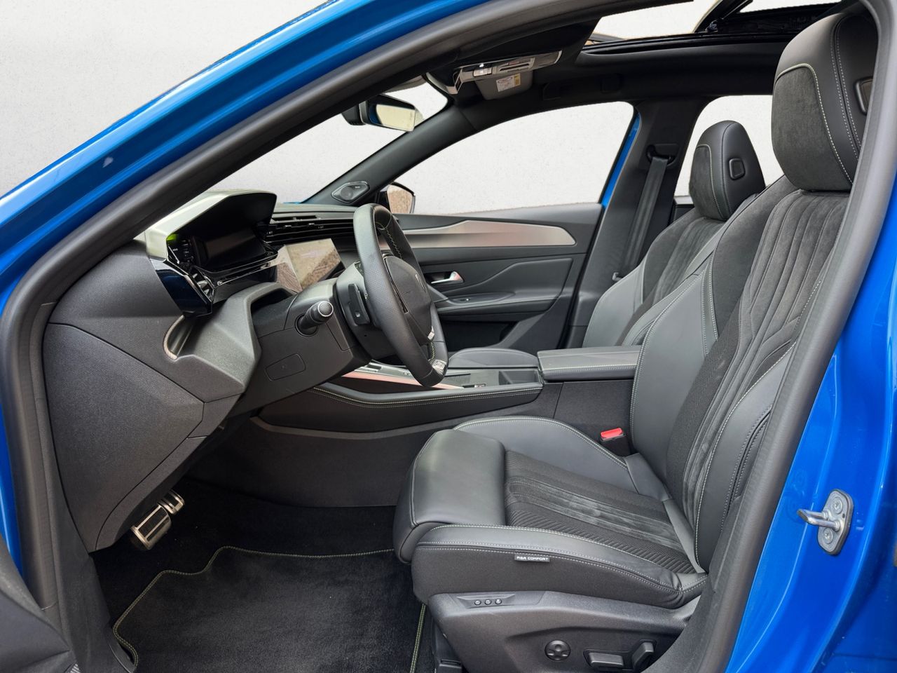 Peugeot 308 GT HYBRID 225 EAT8 - Foto 2