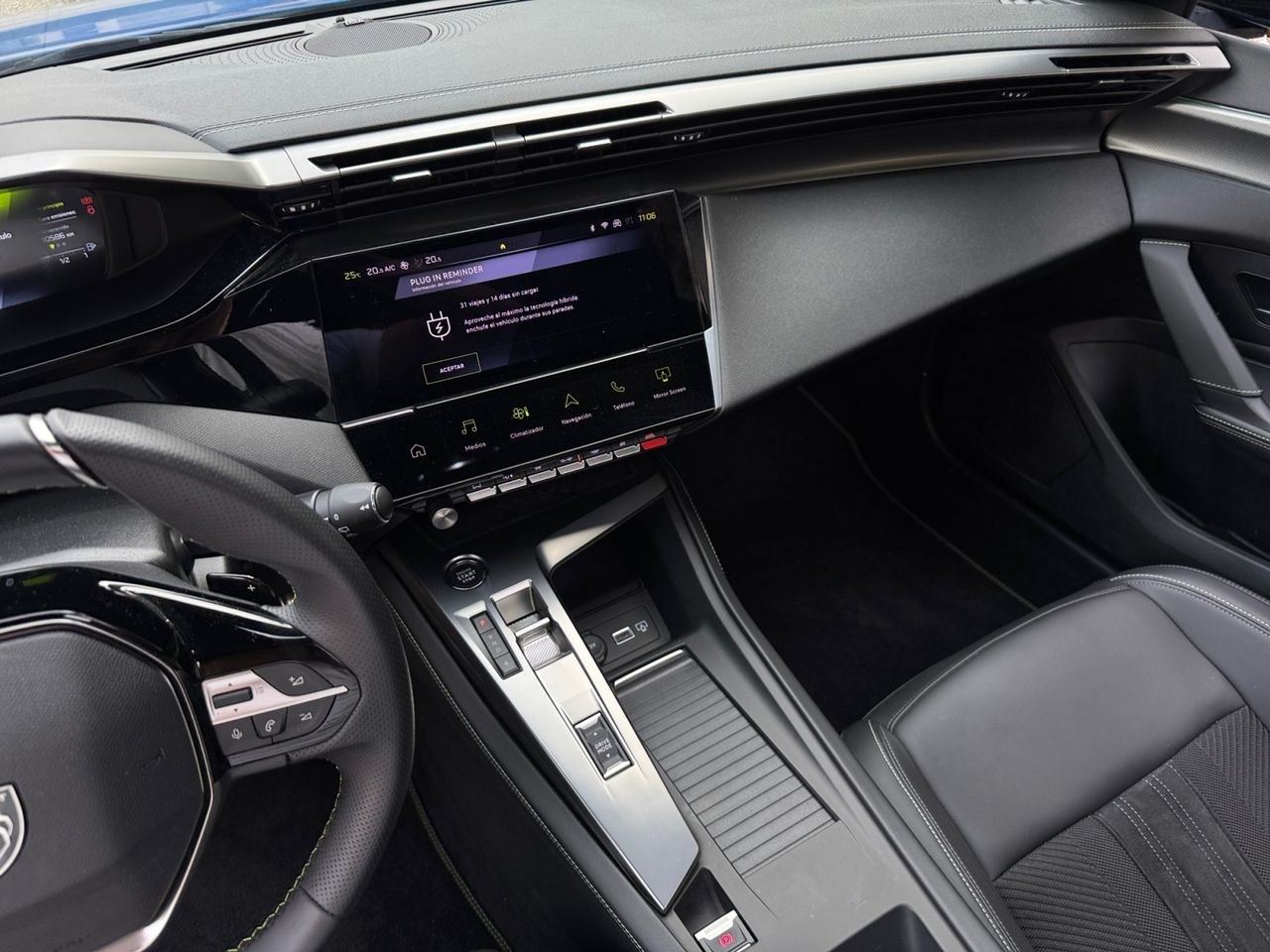 Peugeot 308 GT HYBRID 225 EAT8 - Foto 2