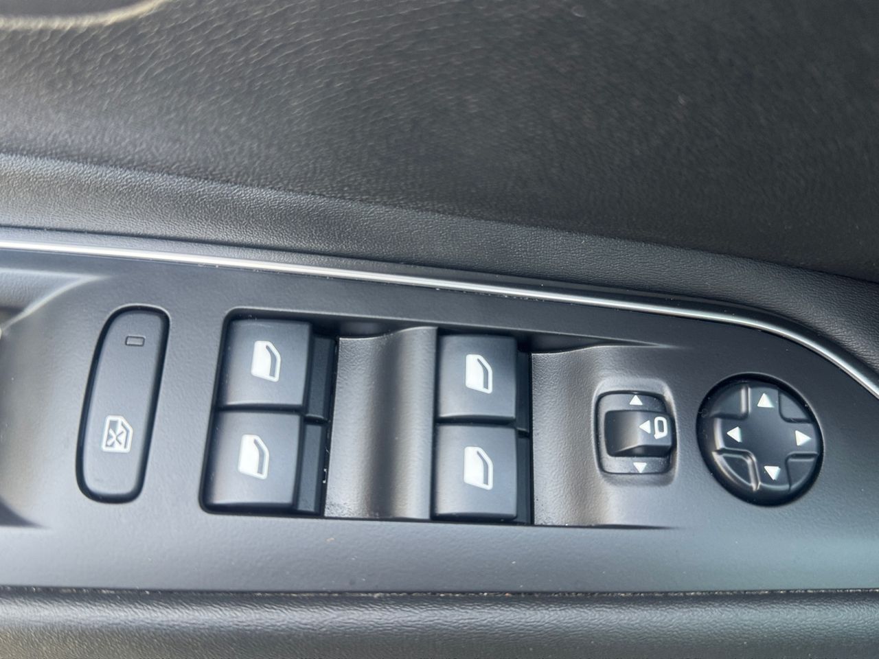 Peugeot 3008 Hybrid ALLURE PACK HYBRID 180 EAT8 - Foto 2