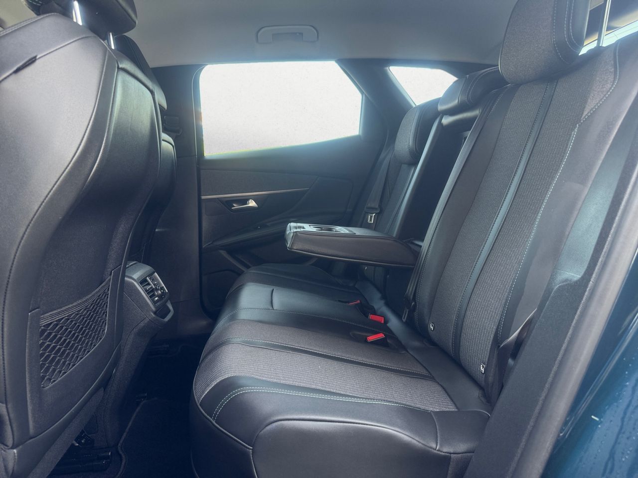 Peugeot 3008 Hybrid ALLURE PACK HYBRID 180 EAT8 - Foto 2