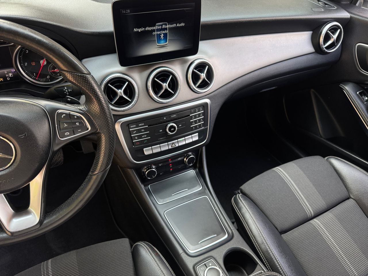 Mercedes CLA 200 D - Foto 2