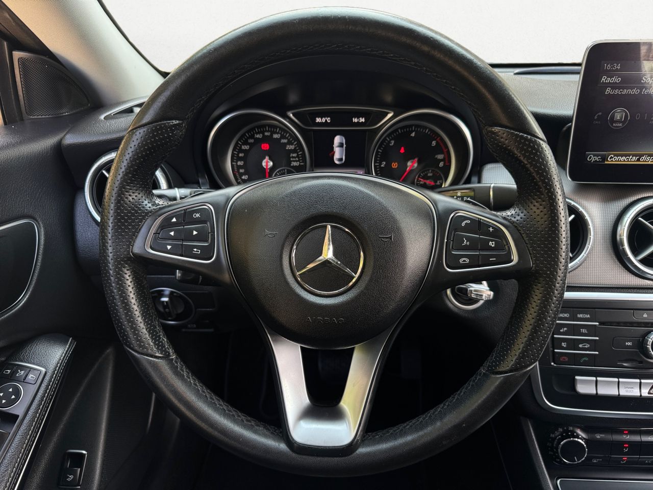 Mercedes CLA 200 D - Foto 2