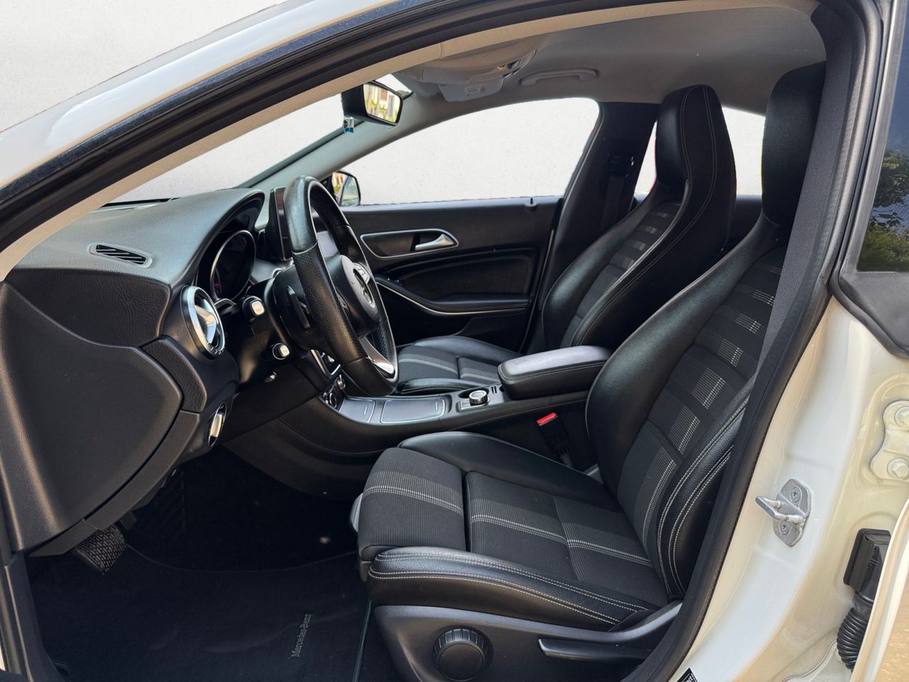 Mercedes CLA 200 D - Foto 2