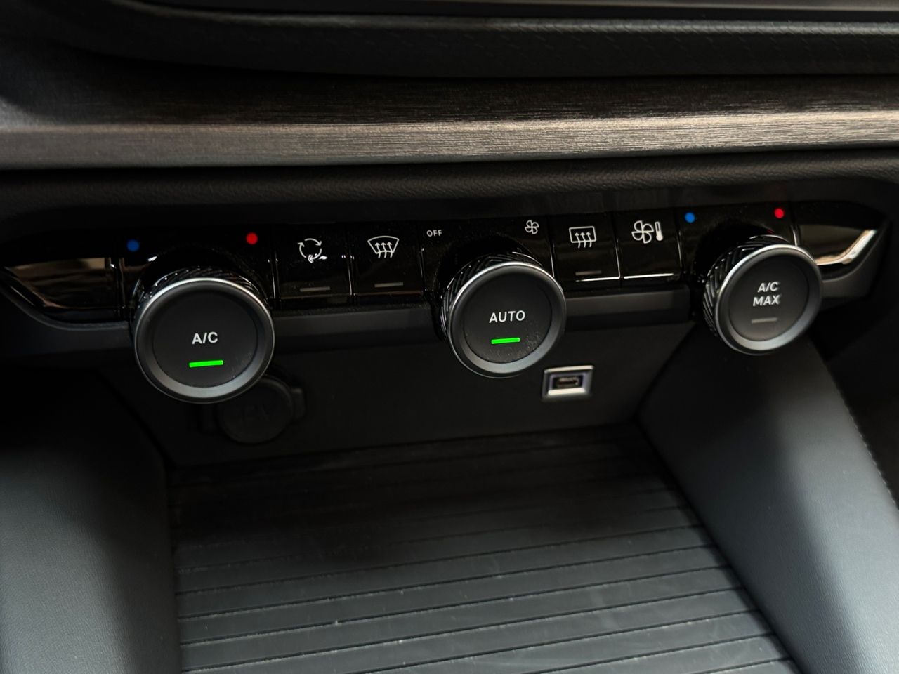 Citroën C5 X HYBRID 225 EAT8 FEEL - Foto 2