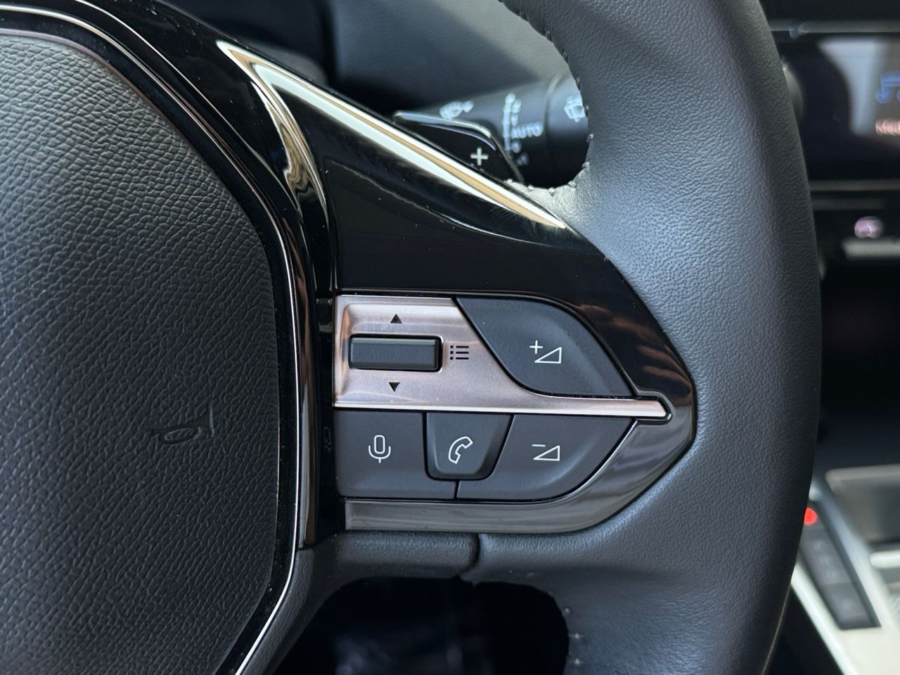 Peugeot 308 ALLURE HYBRID  EAT - Foto 2