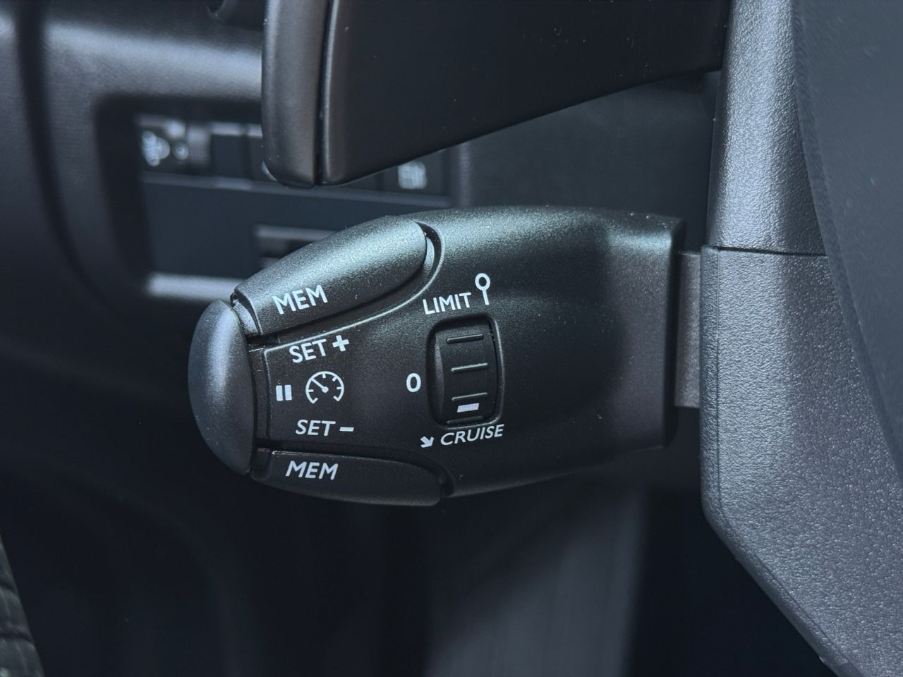 Citroën C5 Aircross HYBRID 225 EAT8 FEEL PACK - Foto 2