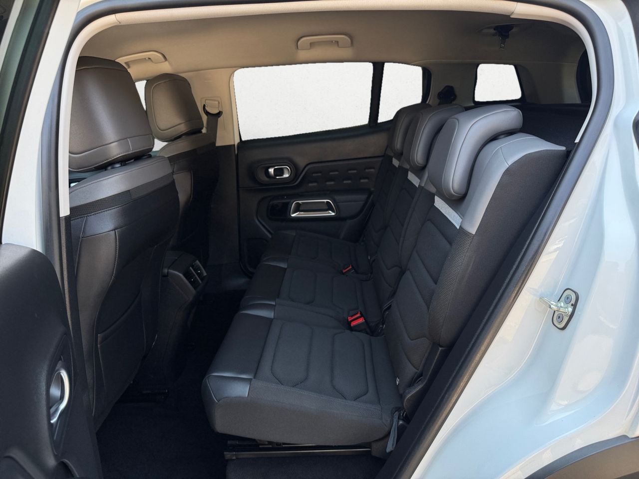 Citroën C5 Aircross HYBRID 225 EAT8 FEEL PACK - Foto 2