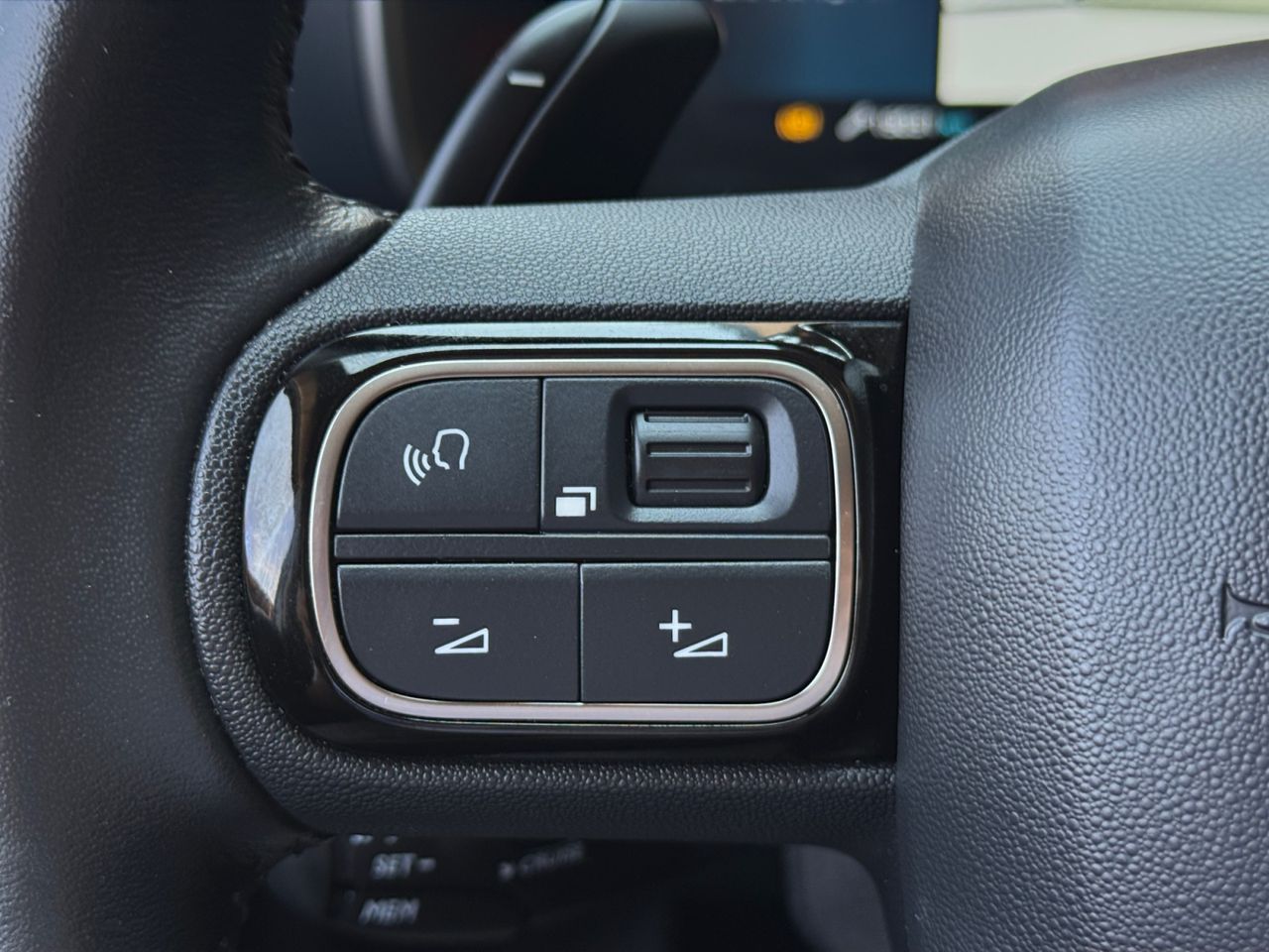 Citroën C5 Aircross HYBRID 225 EAT8 FEEL PACK - Foto 2