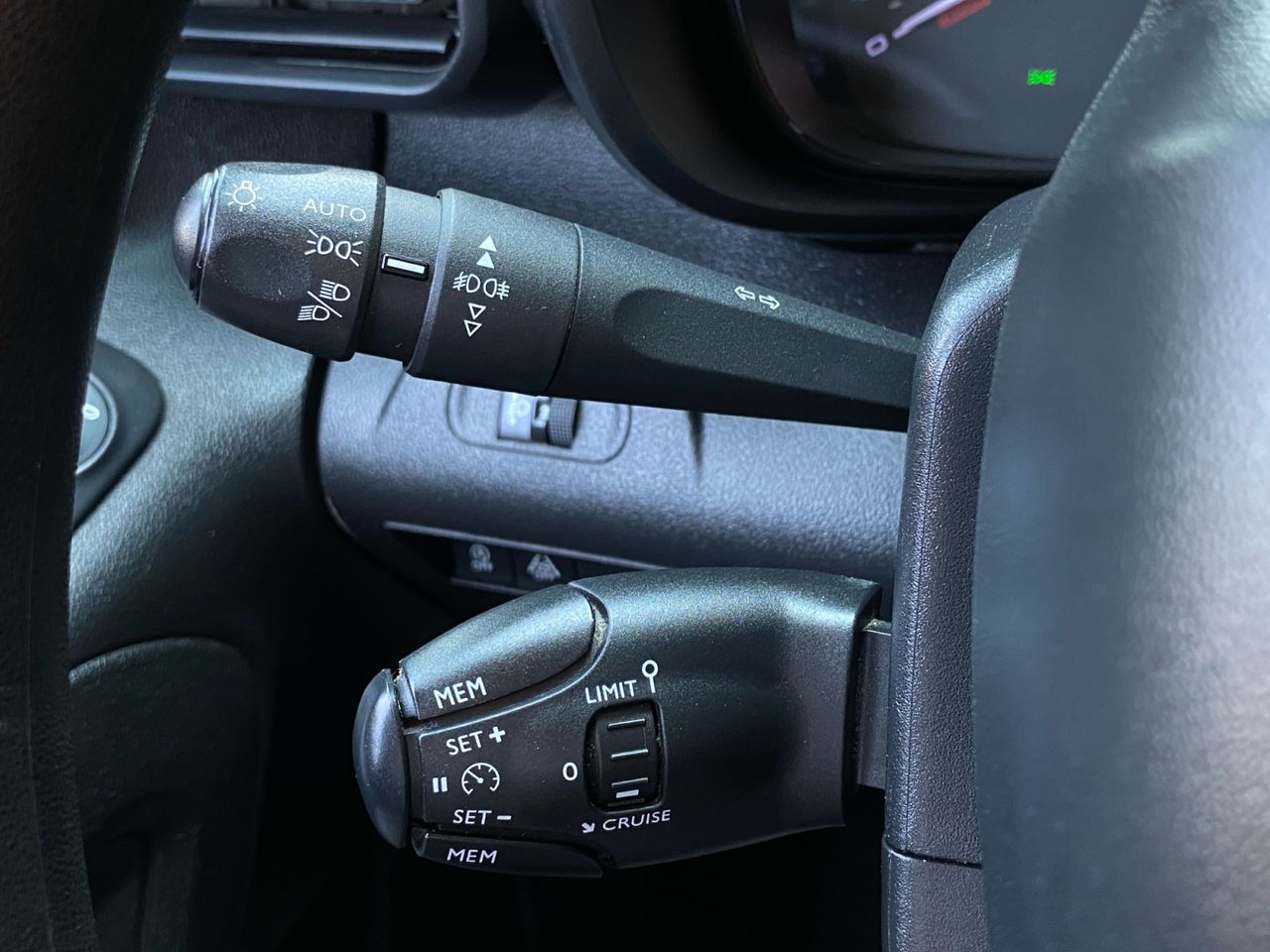 Citroën Berlingo TALLA M BLUE HDI 100 CV LIVE PACK - Foto 2