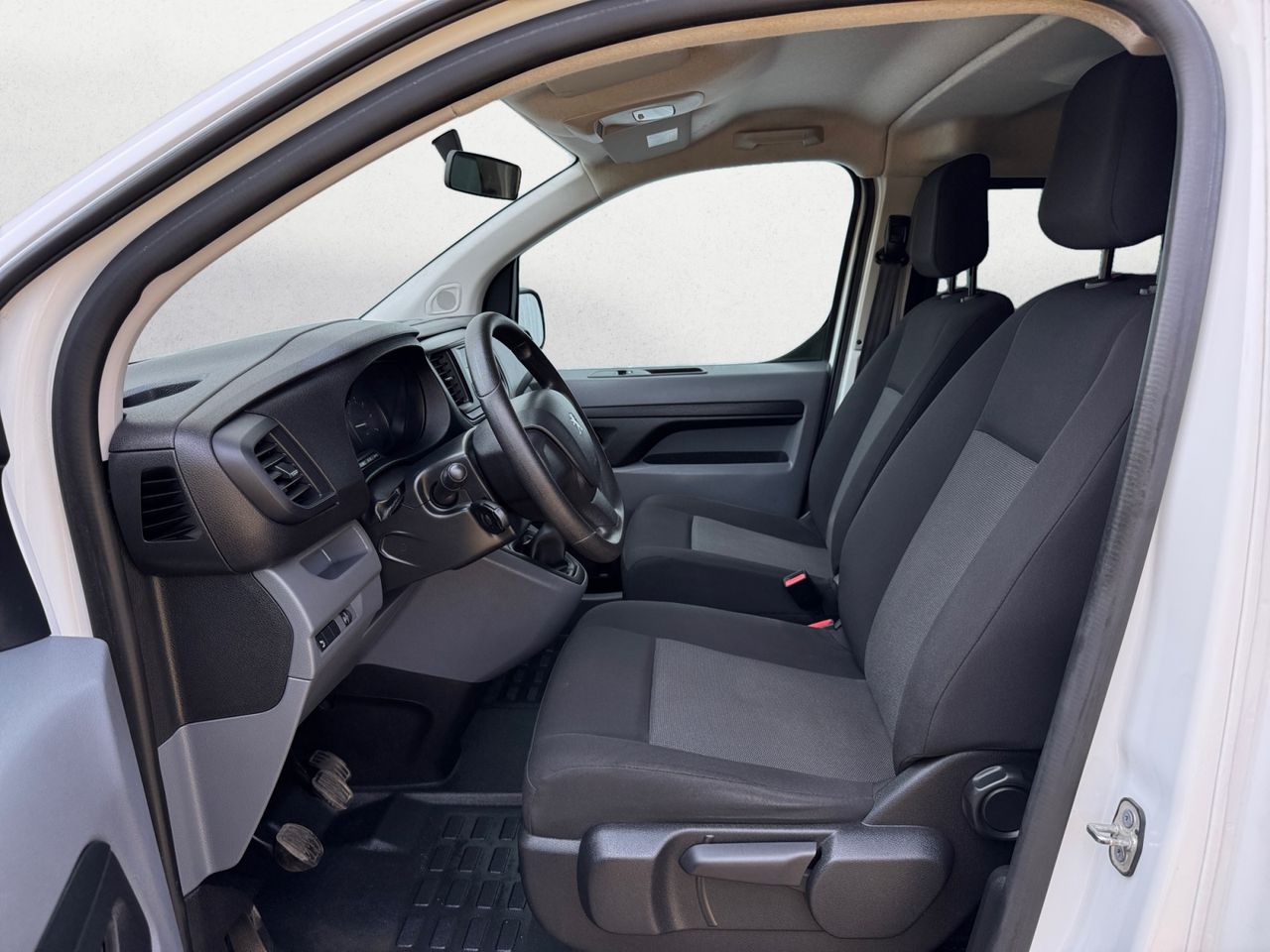 Peugeot Expert COMBI BLUE HDI 120 CV STANDARD - Foto 2