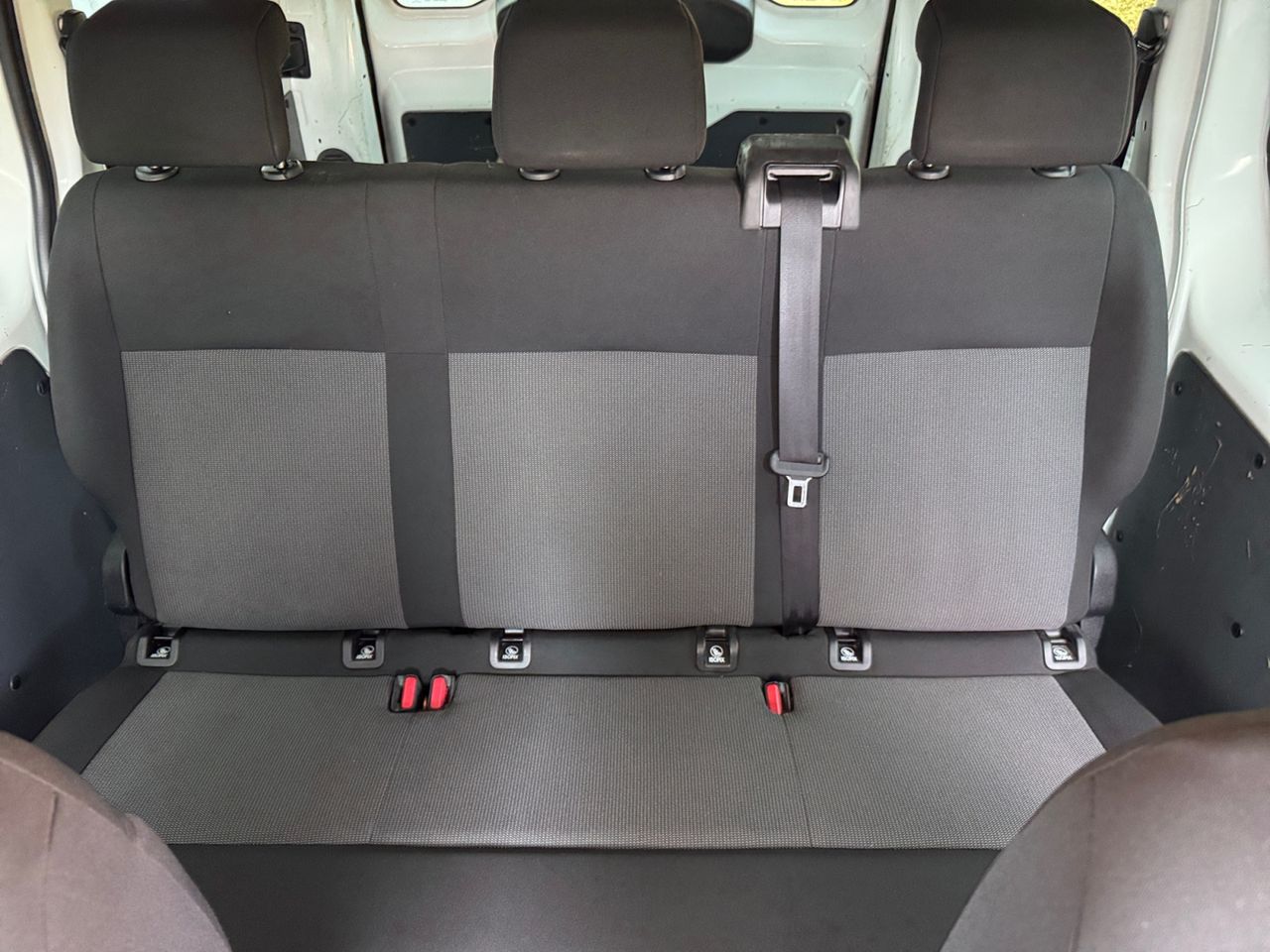 Peugeot Expert COMBI BLUE HDI 120 CV STANDARD - Foto 2