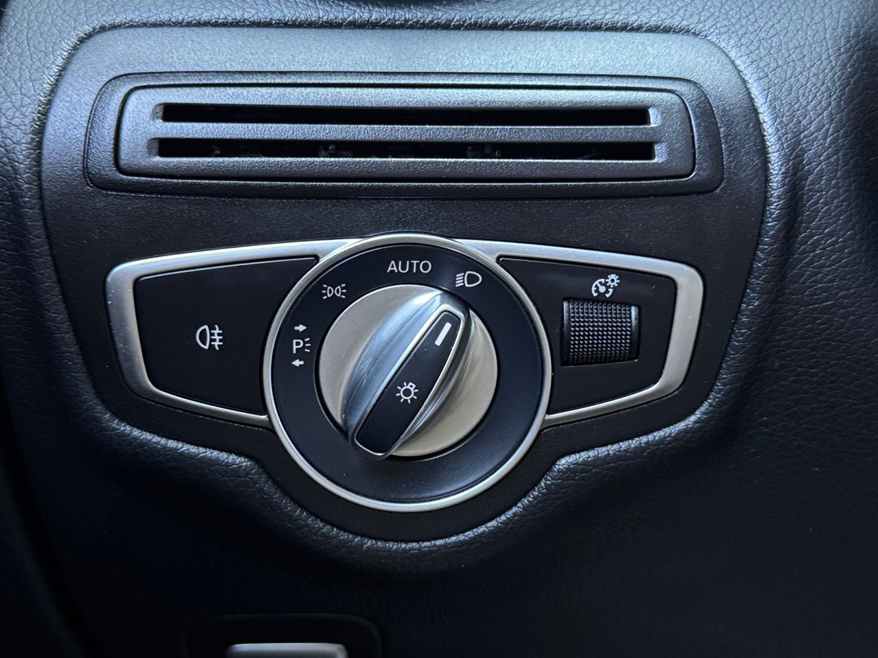 Mercedes GLC 200 D 4 MATIC - Foto 2