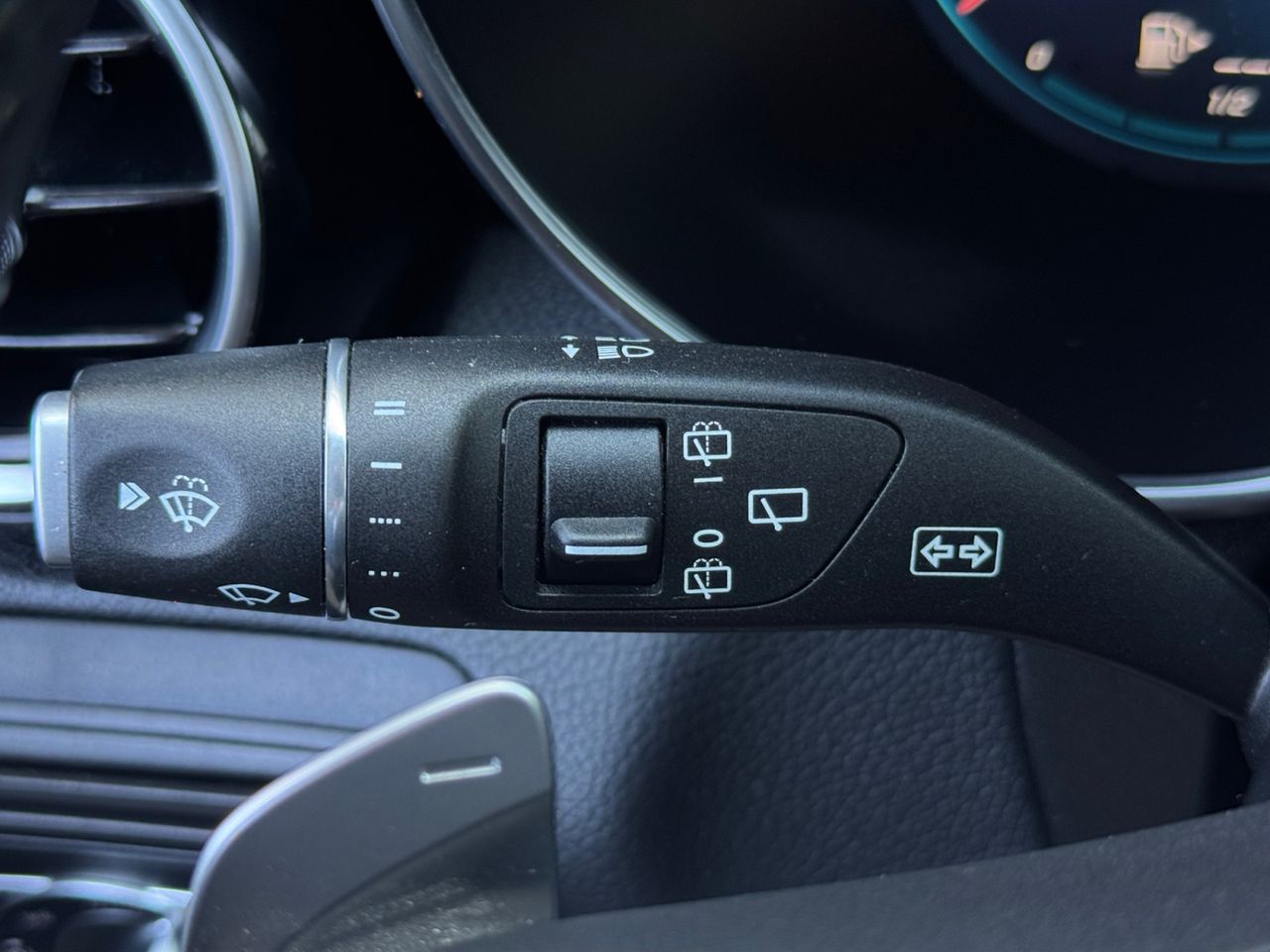 Mercedes GLC 200 D 4 MATIC - Foto 2