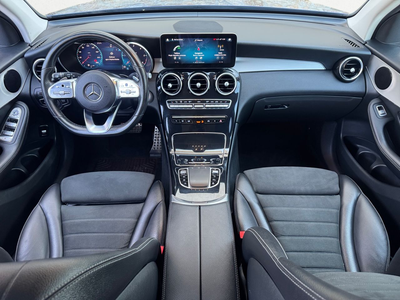 Mercedes GLC 200 D 4 MATIC - Foto 2