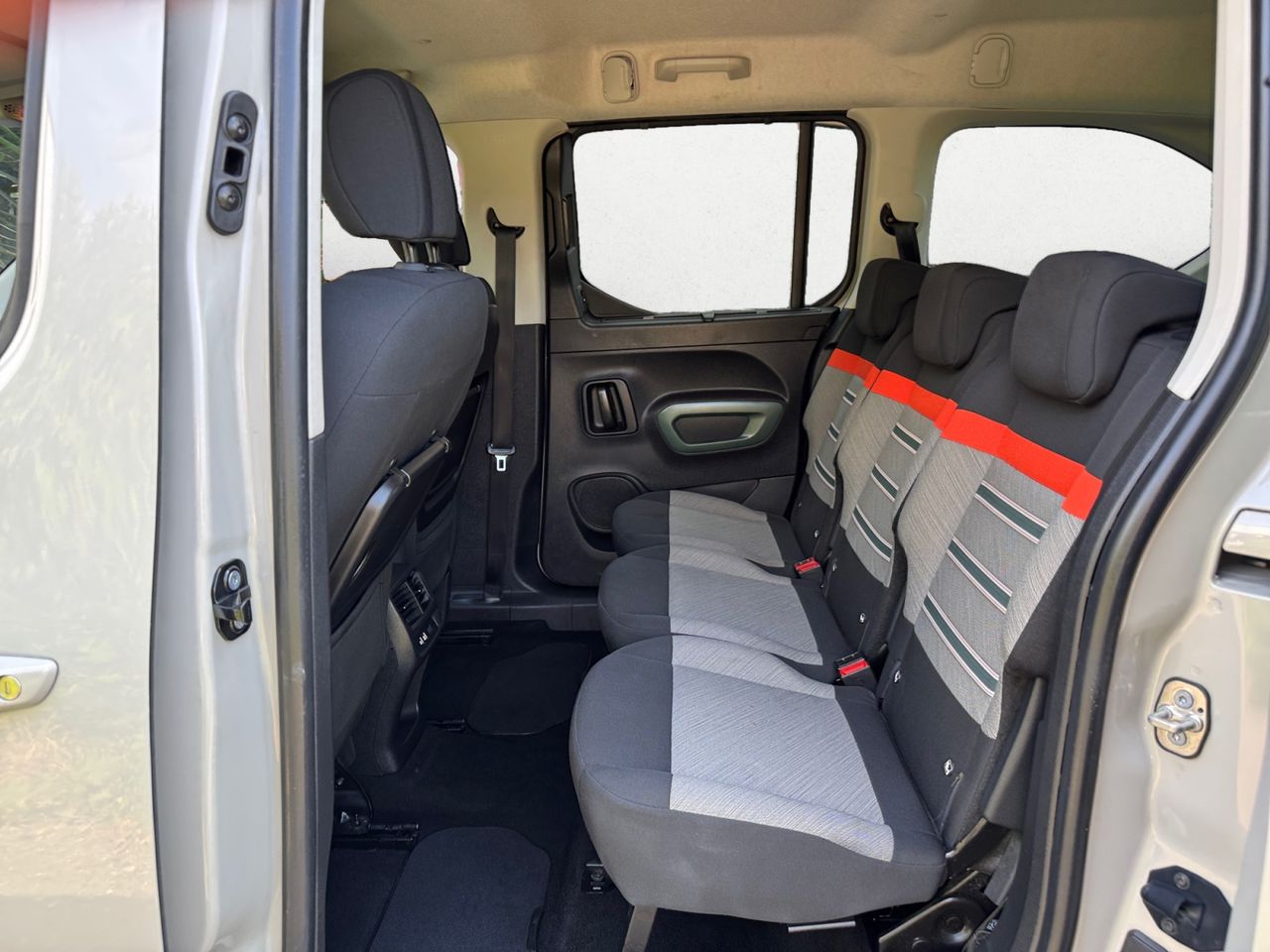 Citroën Berlingo TALLA XL BLUE HDI 130 CV SHINE - Foto 2