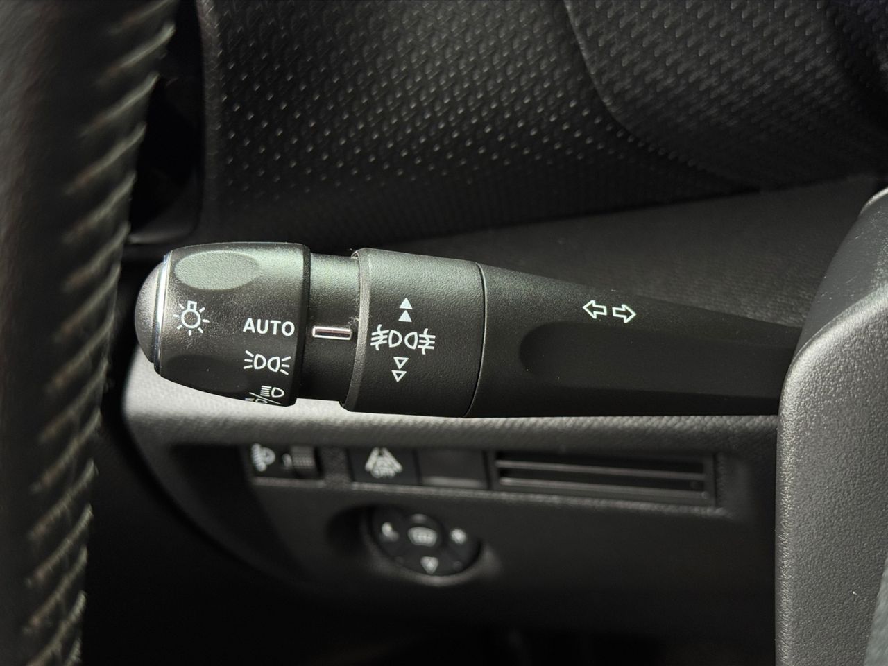 Citroën C4 BLUE HDI 130 CV EAT8 FEEL PACK - Foto 2