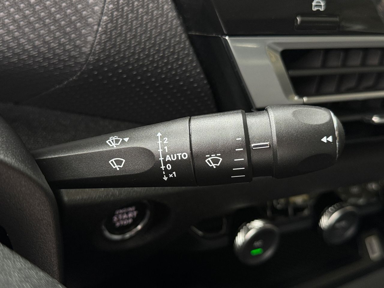 Citroën C4 BLUE HDI 130 CV EAT8 FEEL PACK - Foto 2