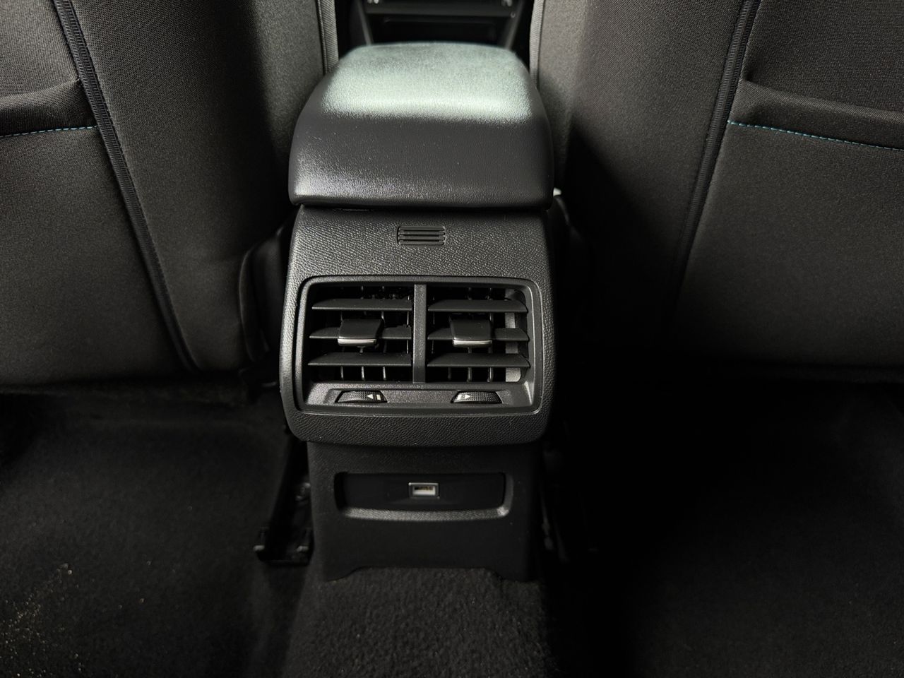 Citroën C4 BLUE HDI 130 CV EAT8 FEEL PACK - Foto 2