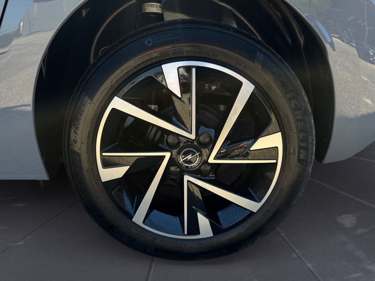 Opel Corsa GS 1.2 T XHL MT6 S7S 100 CV - Foto 2